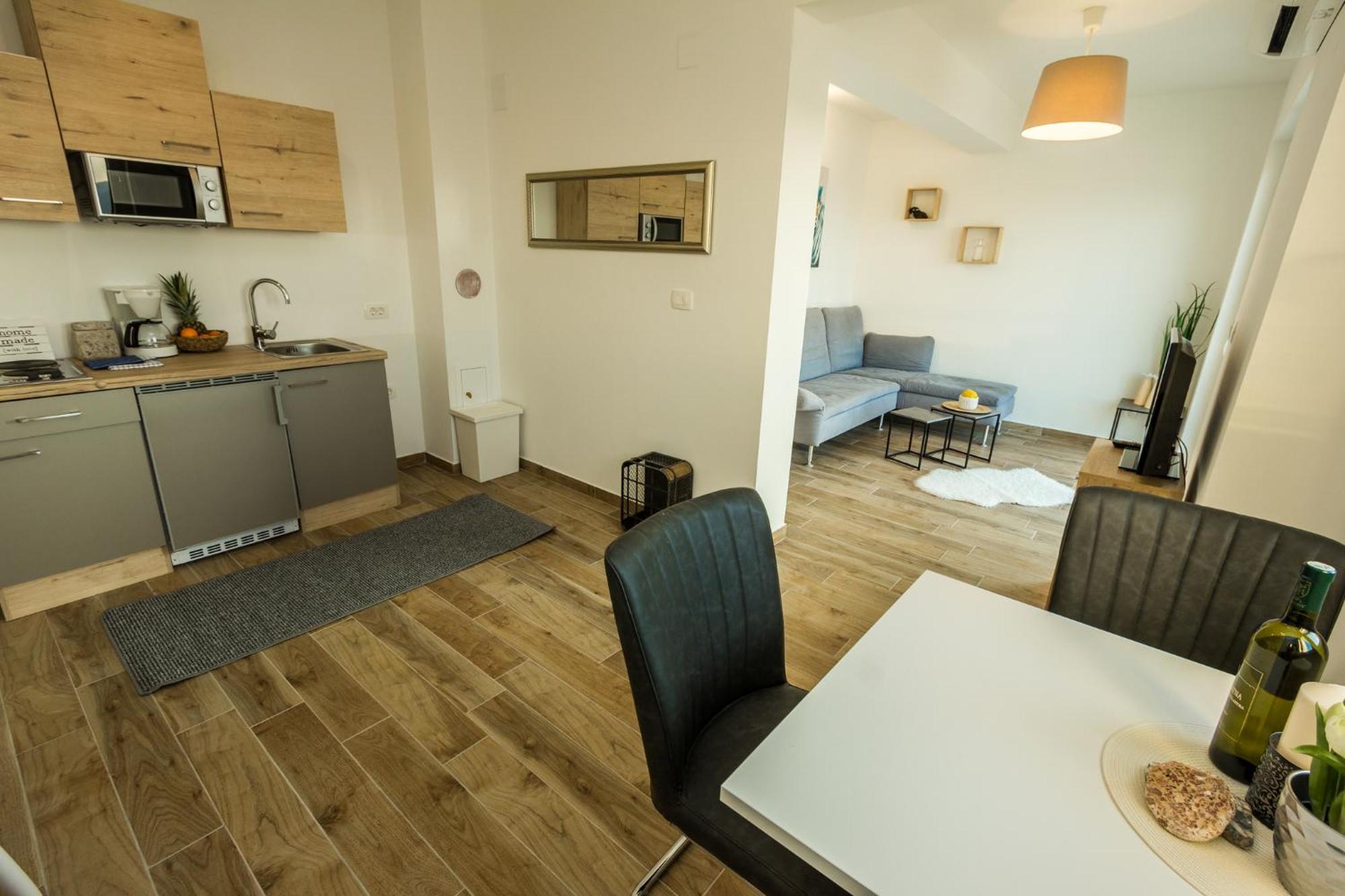2Bfree Apartments Stinica Ngoại thất bức ảnh